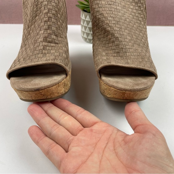 Fergalicious Brown Peep Toe Sling Back Wedge Shoes Women - Picture 8 of 9